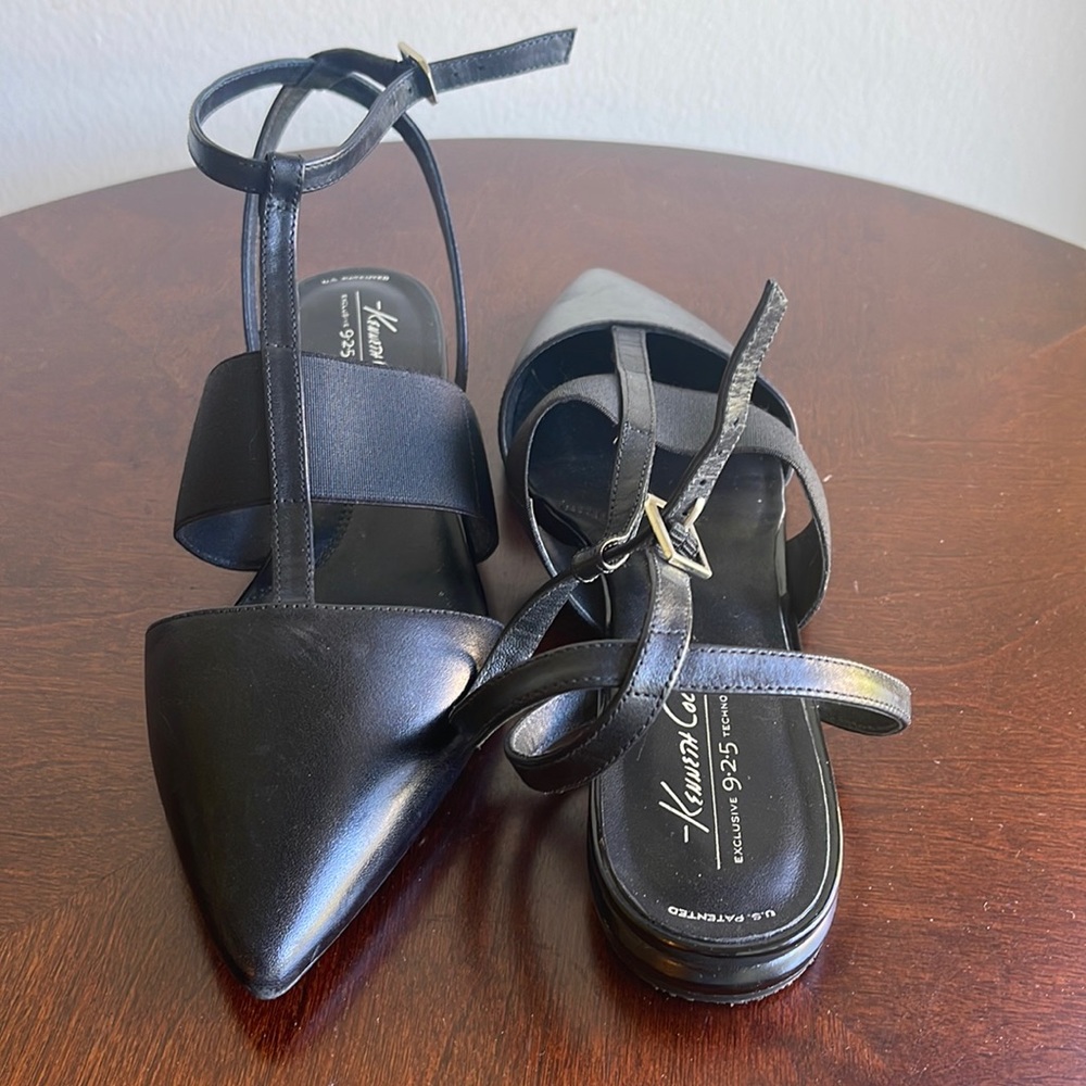 Kenneth Cole Flat